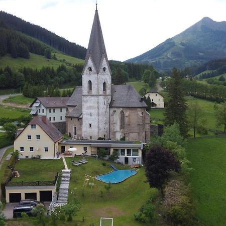 Pool, Pokale, Sauna, Billard, Kirche U. Viel Natur Vordernberg Luaran gambar