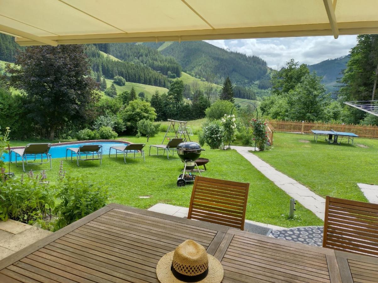Pool, Pokale, Sauna, Billard, Kirche U. Viel Natur Vordernberg Luaran gambar
